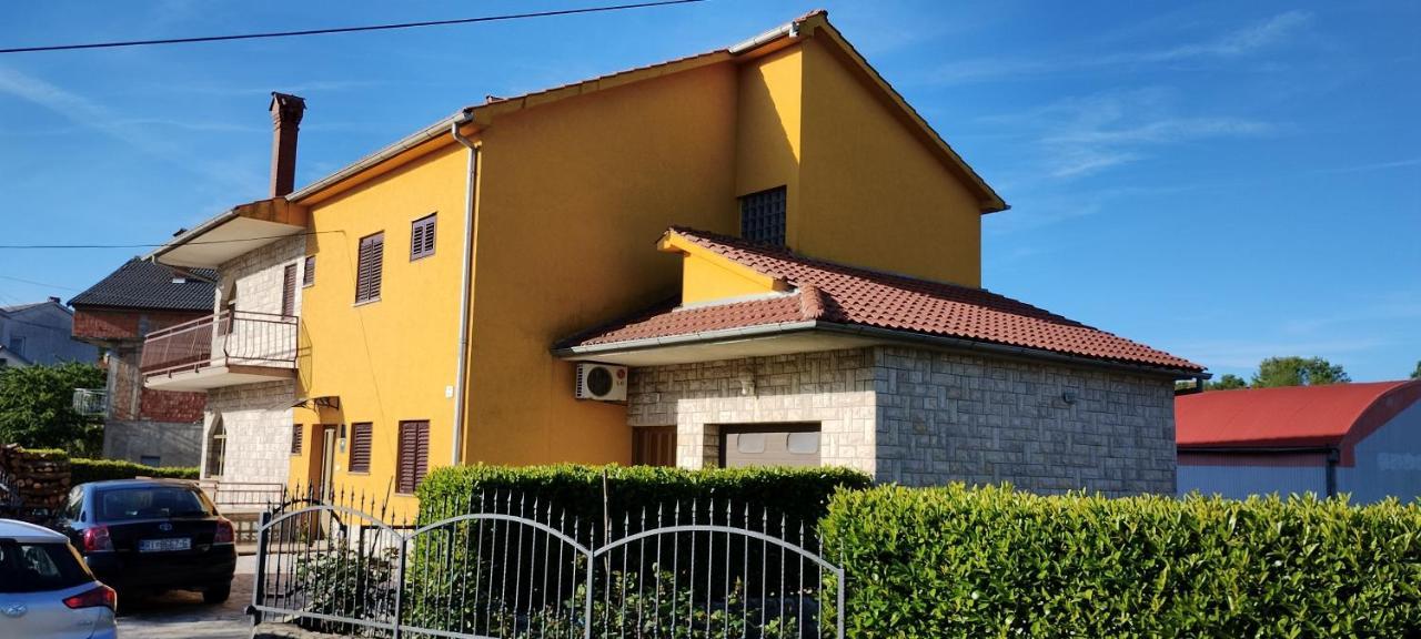 Apartmani Jere Kastav Rubesi Екстериор снимка